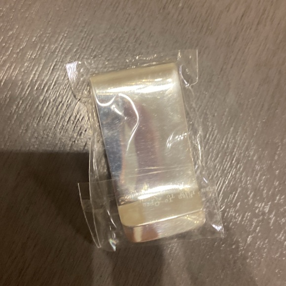 Bear Money Clip - Picture 2 of 2